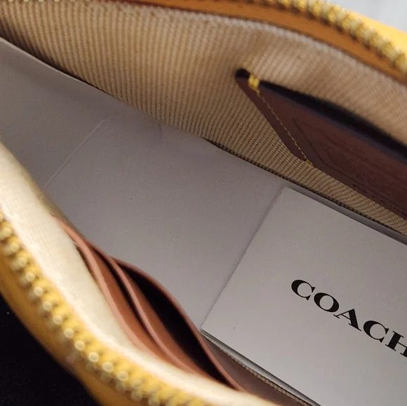 NEW *defect* COACH SWINGER BAG 20 WITH QUILTING BRASS BUTTERCUP QUILTED LEATHER
